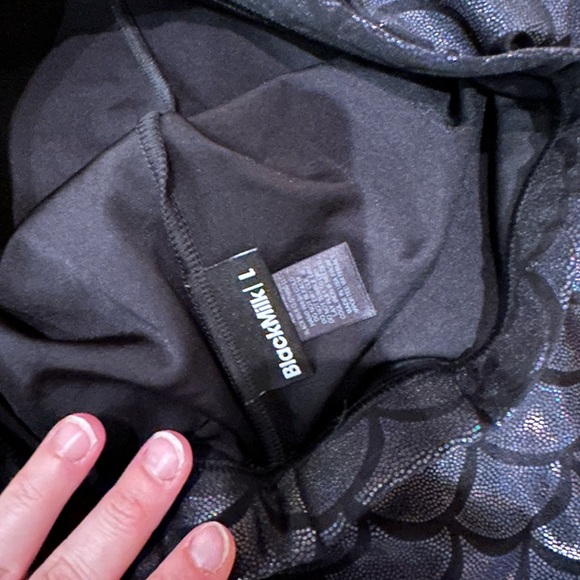 Museum blackmilk black mermaid leggings size L - Picture 2 of 3